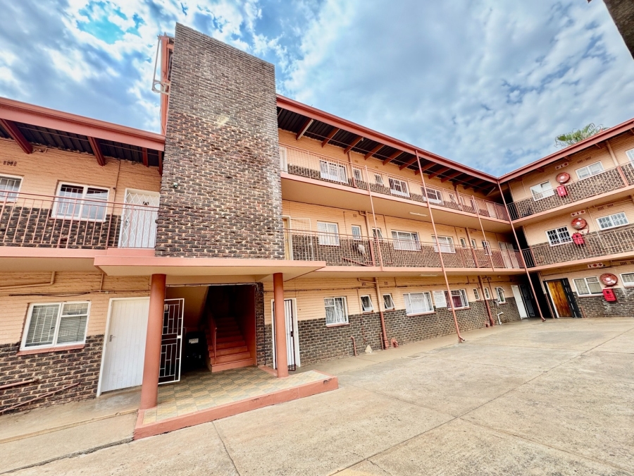 1 Bedroom Property for Sale in Die Bult North West